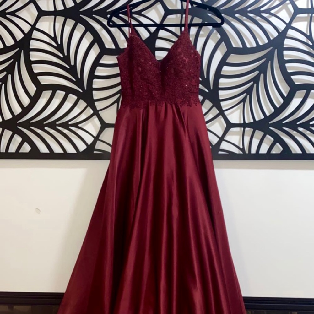 Grad/Prom Dress✨ - Picture 3 of 3
